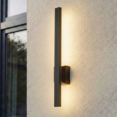Lindby LED buiten wandlamp Sakari, zwart, aluminium, hoogte 50 cm