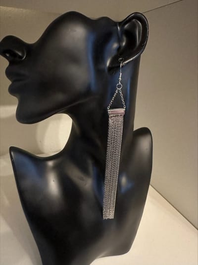 Metalen kwastketting oorhangers | Make up | Parfum | Moederdag | Verjaardagscadeau| Cadeautje| Valentijnsdag| Kado | sieraden | vaderdag | oorbellen | oorsieraden