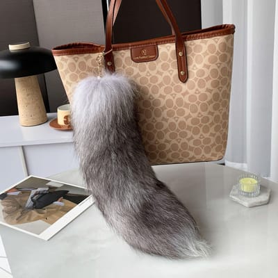 40cm Echte Vossenstaart Sleutelhanger Unisex Pompom Hanger Tas Charm Auto Sleutelhanger Schattige Pluizige Sleutelhangers voor Vrouwen Tas Accessoires Cadeaus gray