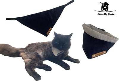 Bandana voor katten en hondjes. Maat XXXS in de kleuren donkerblauw en lichtgrijs. Dubbelzijdig  te dragen. Halssjaal. Halsdoek. Honden fashion. Hondenkleding. Mode accessoires voor huisdieren. MadeByShuko