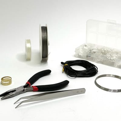 MGM Trading - Set voor het maken van sieraden - Reparatieset - Bevat oa. tang, pincet en draad