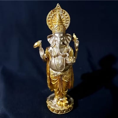 Ganesha beeld goud 30cm. - Staande Ganesha met 4 armen - God van voorspoed