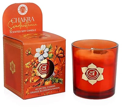 Soja geurkaars Svadhisthana chakra oranjebloesem & sandelhout – Ø7 cm x 8 cm
