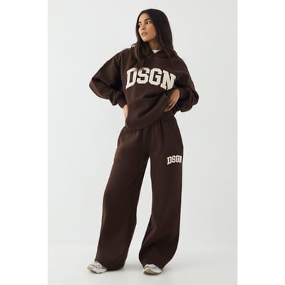 Dames DSGN Studio Cord Applique Rechte Pijp Jogger | Dark Chocolate | Maat: 3XL