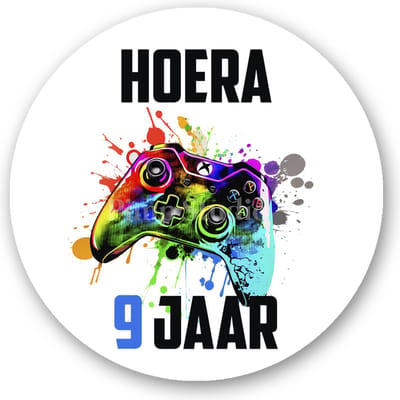 25x Traktatiestickers Game Controller - 9 jaar -Verjaardag stickers - Gamen - Controller - Traktatiestickers Pimp Studio - Sluitstickers - Kinderfeest Traktatie - Uitdelen - Uitdeeltraktatie - Wensetiket - Rond - 40mm - Glossy sticker