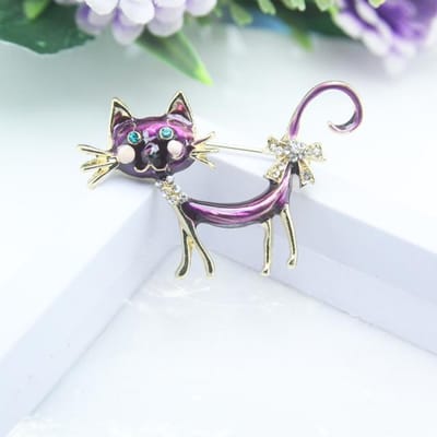 3 Kleuren Creatieve Mode Schattige Kat Kristal Broches Spelden Voor Vrouwen Meisjes Emaille Dierlijke Speldjes Zoete Kleding Jas Sieraden Speld paars