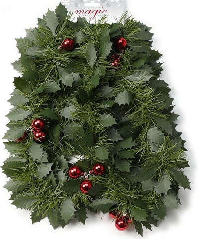 Christmas goods Kerstslinger - guirlande - hulstbladeren en besje - 270 cm - guirlande met rode kerstballen