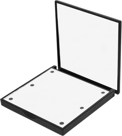 Mini-make-upspiegel met verlichting - Verlichte make-upspiegel - Draagbare opvouwbare spiegel - Opvouwbare mini-make-upspiegel met LED-verlichting – compact, zwart, draagbaar en ideaal voor op reis - Werkt op batterijen - 70 x 70 x 10 mm