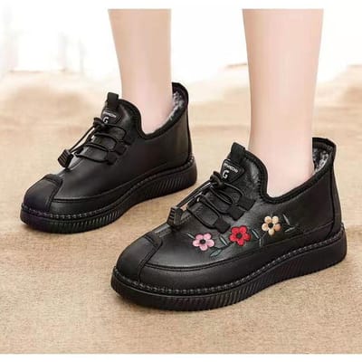 Chaussures en coton confortables et légères pour femmes d'âge moyen et âgées, grande taille, pour l'hiver ;Peluche courte ;Bottes chaudes 38 noir