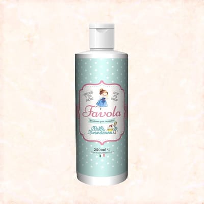 Wasparfum | Favola | 250ML | Bloemige tonen, houtachtige en zachte nuances