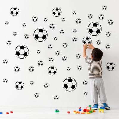 52 stuks voetbalstickers, gemakkelijk af te pellen en op te plakken, muurkunst, doe-het-zelf voetbaldecoratiestickers voor kinderkamer, jongens, tieners, meisjes, slaapkamer, speelkamer, woonkamer,