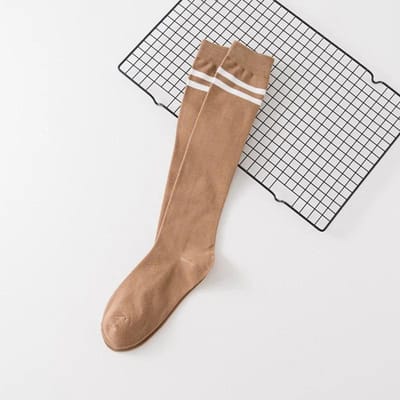 Lange Kniehoge Sokken Kousen Dames Effen Kleuren Gestreept Casual Sport Warm Ademend Kalfssokken Koreaanse Mode Japanse Stijl EU 36-42 brown