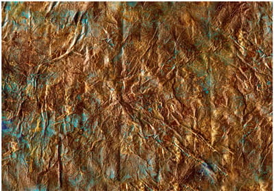 Fotobehangkoning - Behang - Vliesbehang - Fotobehang Oude Gouden Muur - Gold of Atlantis - 300 x 210 cm