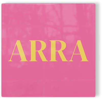 Tegeltje Arnhem ARRA - roze geel - tegeltje stad - tegeltje met tekst