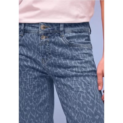 Straight Legs jeans