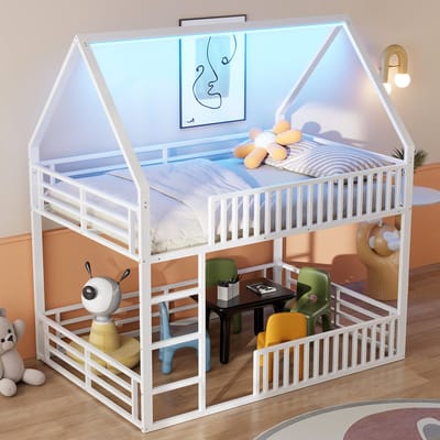 DESMIU Huis Stapelbed 140x200cm - Huisbed Met Zaunstijl Veiligheidshek En 7-Kleurig Ledlicht - Speelruimte Onder Bed - Voor Kinderkamer - Metaal - Wit Zonder Matras