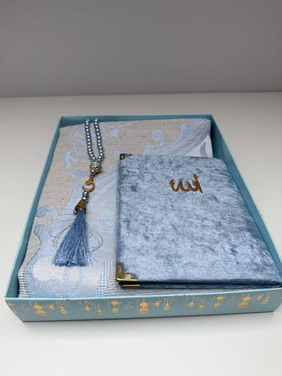 Islamitische Gebedsgeschenkset – Gebedskleed, Fluwelen Yaseen Boek & Tasbih | Moslim Namaz Salah Set | Gemaakt in Türkiye