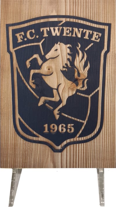 FC Twente Houten bord 14 x 20 cm | Logo op hout – Decoratie voor mancave, thuiscafé of voetbal kamer - Cadeau voor supporters