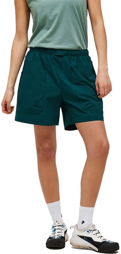 Peak Performance Outdoor Cargo Korte Broek Groen M Vrouw