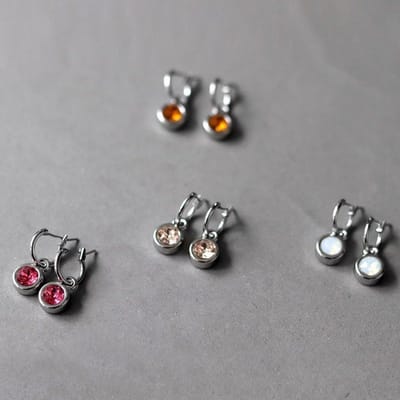 Biba Hang Oorbellen met Swarovski Steentje Crystal