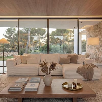 U-vormige Modulaire 3-Zits Hoekbank met Kruk en Diepe Zit – Lichtbruin, 145x274x92,5 cm – Comfortabele Cloud Bank voor Woonkamer, Slaapbank & Gezinsruimte – Pauwhome