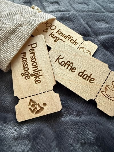 Date coupons - Ik hou van jou cadeautje - Liefdes cadeau - Date night - Valentijn decoratie - Valentijn cadeautje voor hem - Valentijn cadeautje voor haar - Valentijnsdag cadeau - Valentijn versiering - Valentijn cadeau - Kerstcadeau - Liefdes cadeau