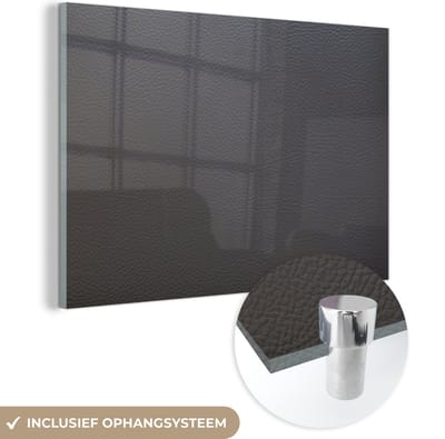 MuchoWow® Glasschilderij 150x100 cm - Schilderij acrylglas - Leer - Structuur - Lederlook - Grijs - Foto op glas - Schilderijen