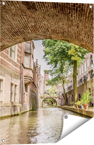 Gards Tuinposter Gracht in Utrecht onder de Brug - 60x80 cm - Tuindoek - Tuindecoratie - Wanddecoratie buiten - Tuinschilderij