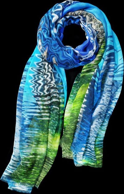 Comunque... - Damessjaal - Zacht - Langwerpig - Print met wolkenkrabber - Blauw
