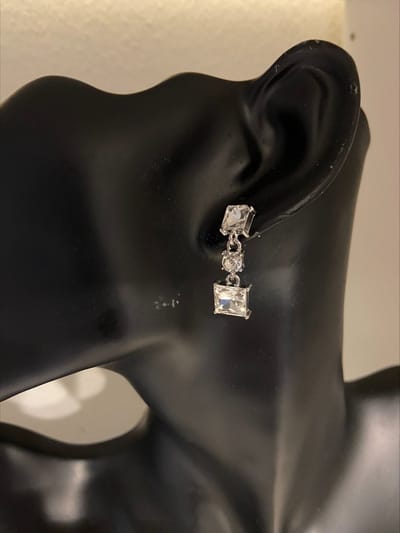 Drop oorbellen met strass || Make up | Parfum | Moederdag | Verjaardagscadeau| Cadeautje| Valentijnsdag| Kado | sieraden | vaderdag | oorbellen | oorsieraden