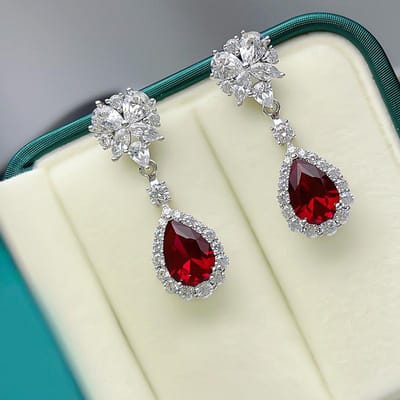 Huitan Peer Rode Zirkonia Hangende Oorbellen voor Vrouwen Prachtige Oor Accessoires Bruiloft Feest Esthetische Oorbellen Nieuwe Sieraden gray