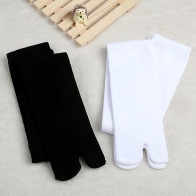3 Paires Longues Chaussettes Tabi à Deux Doigts Coton Uni Noir Blanc Mi-mollet Chaussettes pour Kimono Anime Japonais Sabots Bas Chaussettes Pour Femmes Hommes Sans Talon One size gray