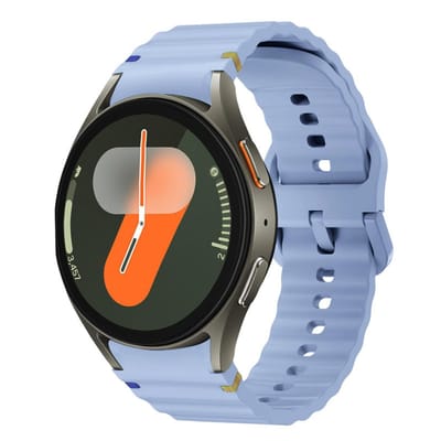 Siliconen wave bandje - geschikt voor Samsung Galaxy Watch 7 (40 & 44mm) / Watch 6 (Classic) / Watch 5 (Pro) / Watch 4 (Classic) / Watch FE - gesp sluiting - lichtblauw