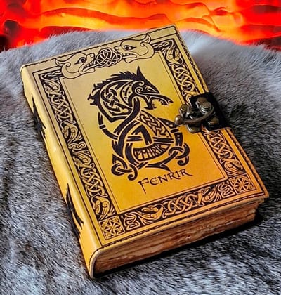 Vintage Leren Dagboek Fernir - Leren Journal Noorse Wolf Fernir - 18x13cm - Leren Notitieboek - Handgemaakt met handgeschept papier