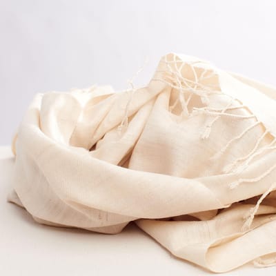 Dzukou Timeless Silk - Sjaal - Dames - Eri Zijden - Handgemaakt - Wit - 220x60 cm