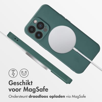 imoshion Hoesje - Geschikt voor Apple iPhone 13 Pro - Color Backcover geschikt voor MagSafe - Donkergroen