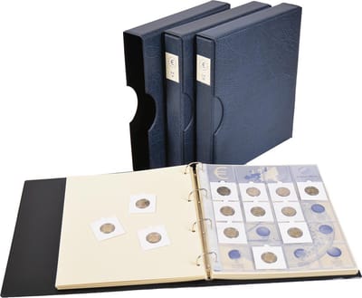 Hartberger 2 Euro muntalbums complete set inclusief cassettes van 2004 t/m 2025 - De complete muntenalbums (deel 1, 2 en 3) voor de 2 Euro verzamelaar wereld verzamelmap insteek album insteek album munt munten Euromunten