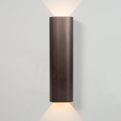 Atmooz Aubel Wandlamp – 8 x 5,5 x H30 cm – Brushed bronze – Metaal – Wandlamp binnen - Stijlvolle wandlamp woonkamer
