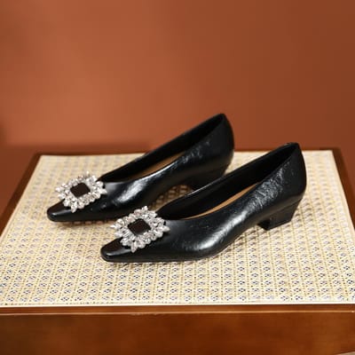 Niche Temperament Strass Puntige Middelhoge Enkele Schoenen Lente en Herfst Nieuw Vierkante Gesp Banket Dames Schoenen Dikke Hak Enkele Schoenen 36