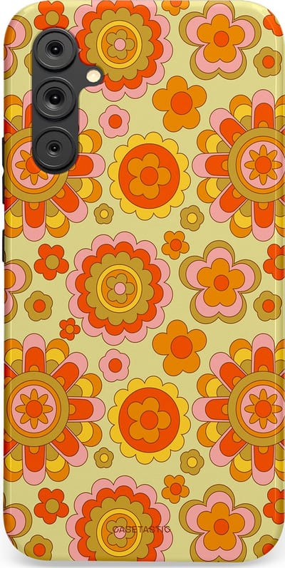 Casetastic Hoesje Geschikt voor Samsung A34 (5G) - Stijlvolle Beschermende Duo-layer Case - Retro Oranje Bloemen
