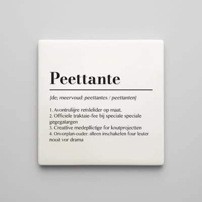 Peettante Definitie Tegel – Grappige en Lieve Familie Tekst – Keramische Tegel 15 × 15 cm