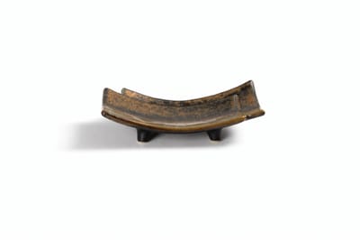 MPLCo - Ondes Serveerschaal - Schaal Sushi & Tapas - Serveerschaal op Voet - Vaatwasser & Magnetron Bestendig - Decoratief Bord op Voet - Keramiek - ca. 17 x 2-4.5 cm - Aardetinten