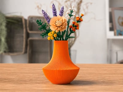 Oranje Vaas met Bloemenhouder voor Bouwstenen Bloemen & Droogbloemen & Botanical Bloemen – Design Vaas voor Modern Interieur