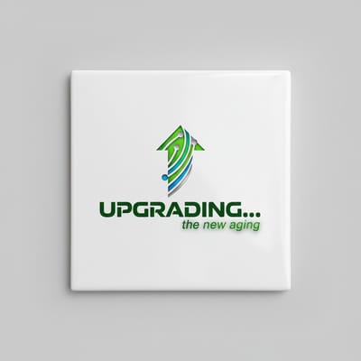 “Upgrading… The New Aging” Motiverende Keramische Tegel – 15×15 cm Moderne Quote Woondecoratie Cadeau