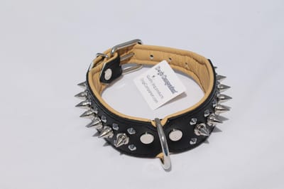 Dog's Companion Leren Halsband - met Spikes - Lengte: 50cm Verstelbaar van: 40-47 cm x 40 mm - Zwart/Naturel