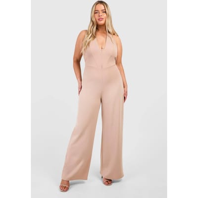 boohoo Dames Plus Scuba Crepe Korset Haak- & Oogdetail Halternek Wijde Pijp Jumpsuit | Zand | Maat: 54