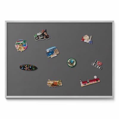 Tulup Magneetbord met Zilveren Frame - Grijs Magnetisch Bord in Verschillende Kleuren - 100 cm x 70 cm - Kleur donkergrijs - Magnetisch Bord voor Magneten - Magneetbord voor Foto's en Notities - Magneetbord voor Reissouvenirs