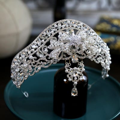 Nouvelle Couronne de Mariée Style Hepburn Baroque Zircon Tiara Couronne Nœud Bijoux de Mariage Style Européen black