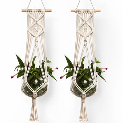 PolkaHome 2 Stuks Bohemien Stijl Plantenhanger - Handgeweven Hangende Plantenmand met Houten Kraal - voor Binnen en Buiten - 70x20 cm