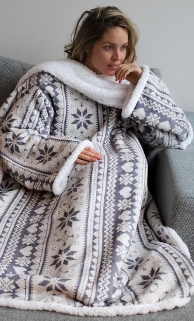 Fleece Deken met Mouwen - Plaid met Mouwen - Hoodie Deken - Hoodie Blanket - Huggle Hoodie - Snuggle Hoodie - Dekens - TV Deken - Wit met Grijs - Dames en Heren - Volwassenen - 180x130 cm - Noodpakket - Kerstcadeau - Snuggie Moment